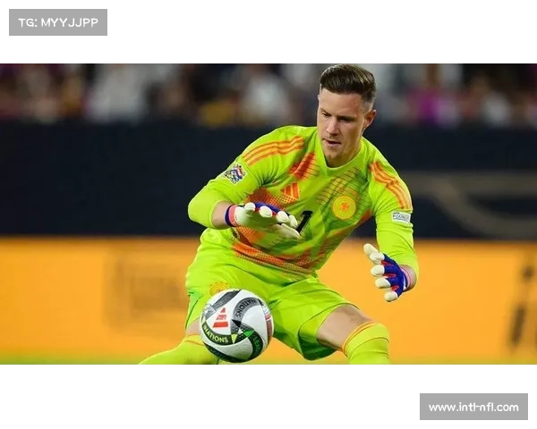 特尔施特根赫罗纳首秀，33岁门将生涯新篇章